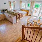 בית נופש Ferienhaus3 In Seenaehe, Ideal Fuer 2-6 Personen, Voll Ausgestattete 85m2 ,2 Baeder דובריאך