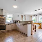 Ferienhaus3 In Seenaehe, Ideal Fuer 2-6 Personen, Voll Ausgestattete 85m2 ,2 Baeder *