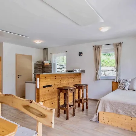 3ferienhaus In Seenähe, Ideal Für 4-6 Personen, Voll Ausgestattete 85m2 ,2 Bäder