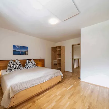 3ferienhaus In Seenähe, Ideal Für 4-6 Personen, Voll Ausgestattete 85m2 ,2 Bäder * Döbriach