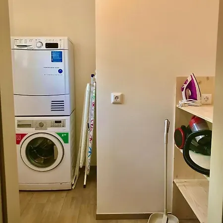 Ferienhaus3 In Seenaehe, Ideal Fuer 2-6 Personen, Voll Ausgestattete 85m2 ,2 Baeder Дом отдыха *