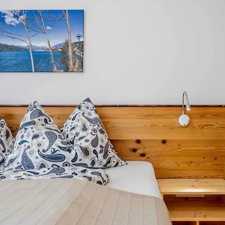 3ferienhaus In Seenähe, Ideal Für 4-6 Personen, Voll Ausgestattete 85m2 ,2 Bäder