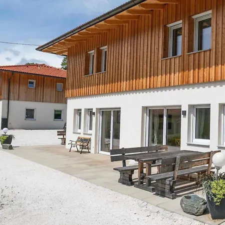 Дом отдыха Ferienhaus3 In Seenaehe, Ideal Fuer 2-6 Personen, Voll Ausgestattete 85m2 ,2 Baeder Добриах