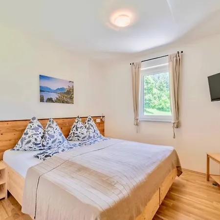 Ferienhaus3 In Seenaehe, Ideal Fuer 2-6 Personen, Voll Ausgestattete 85m2 ,2 Baeder * Döbriach