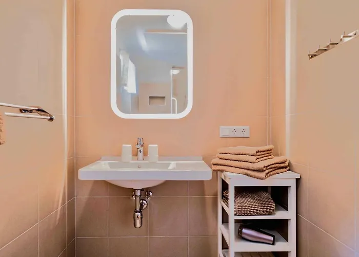 Dom wakacyjny Ferienhaus3 In Seenaehe, Ideal Fuer 2-6 Personen, Voll Ausgestattete 85m2 ,2 Baeder *