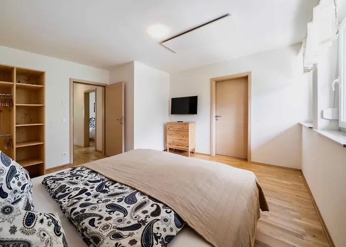 Dom wakacyjny Ferienhaus3 In Seenaehe, Ideal Fuer 2-6 Personen, Voll Ausgestattete 85m2 ,2 Baeder *