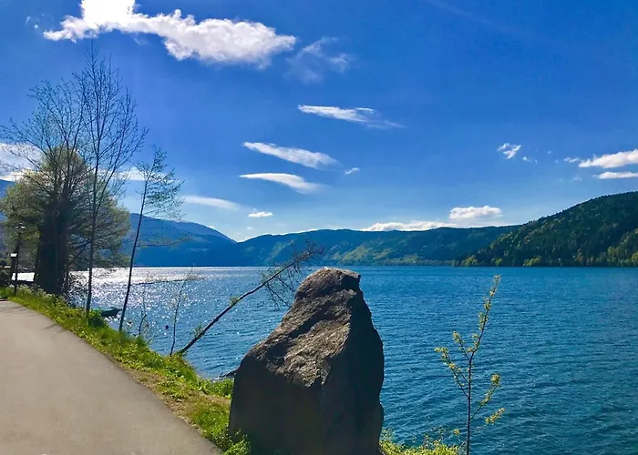 Ferienhaus3 In Seenaehe, Ideal Fuer 2-6 Personen, Voll Ausgestattete 85m2 ,2 Baeder Döbriach